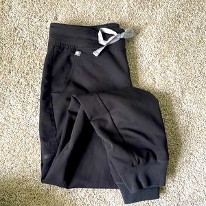 Figs black jogger scrubs